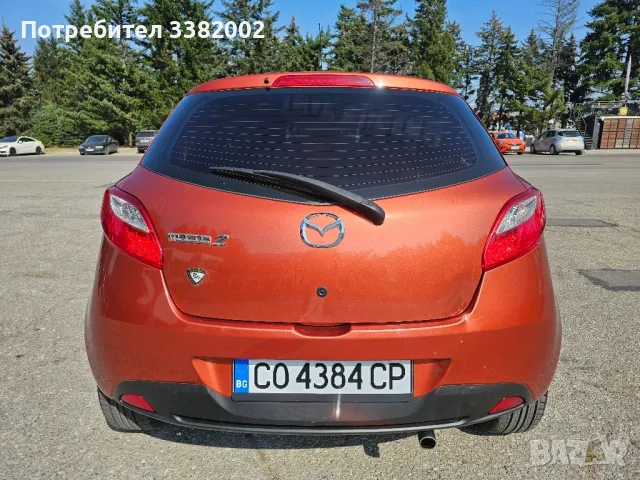 Mazda 2 2010 1.3 бензин, снимка 4 - Автомобили и джипове - 48789473