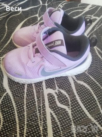 Детски маратонки найк , снимка 3 - Детски маратонки - 44060618