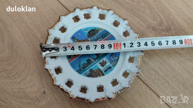 Красива декоративна чиния от Сейнт Луис САЩ., снимка 2 - Други ценни предмети - 47352623