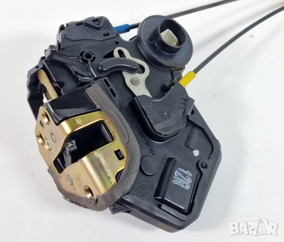 Задна Дясна Брава Тойота Корола Версо Toyota Corolla Verso 2004-2009г