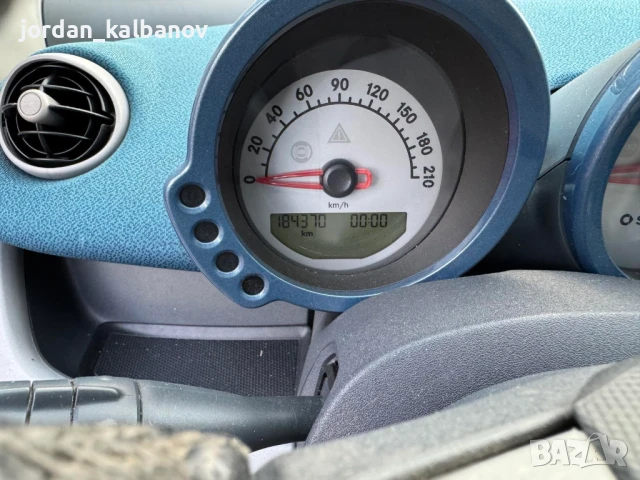 Smart Forfour 1.1i 75ps. Колата се продава на части., снимка 17 - Автомобили и джипове - 51125440