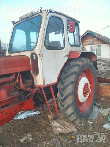 трактор , снимка 1 - Селскостопанска техника - 44852859