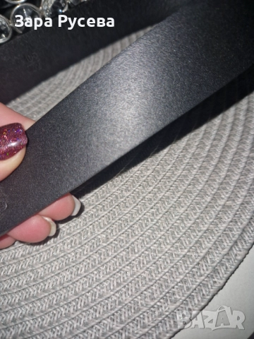Prada естествена кожа кола, снимка 6 - Колани - 52751140