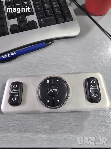 A1638200426 Конзола ел.стъкла Mercedes W163 1638200426