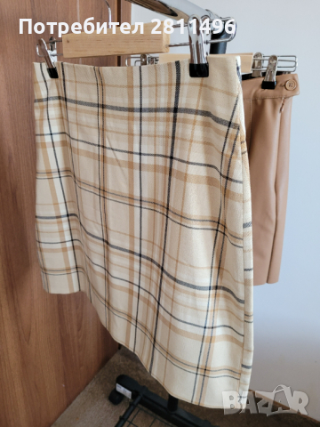 Дамскa късa полa размер S , снимка 2 - Поли - 44855825