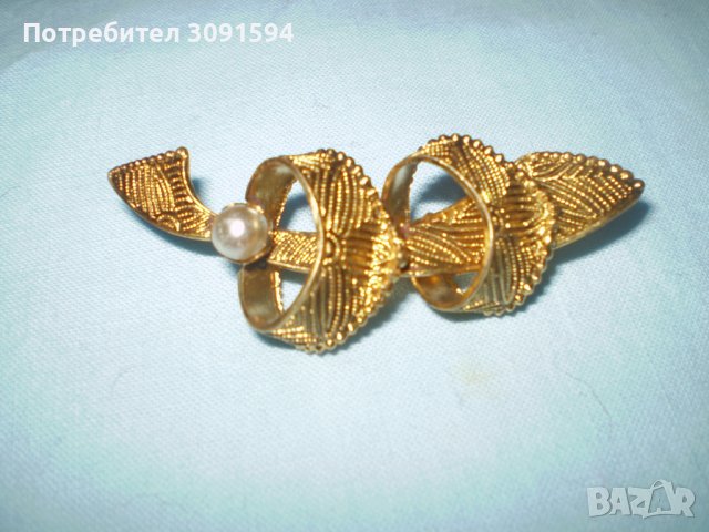 Ретро Брошка  панделка с перла  жълт метал 