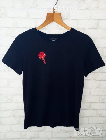 Тениска с емблема роза , снимка 1 - Тениски - 43393684
