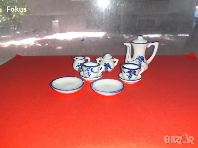 Прекрасен порцеланов сервиз миниатюри - порцелан миниатюра, снимка 4 - Антикварни и старинни предмети - 53422532