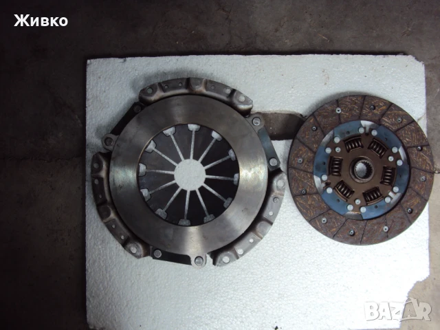 Продавам нов     комплект съединител за Тойота Корола ., снимка 2 - Части - 50807387