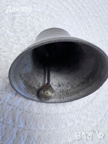 Старинна бронзова камбанка 
