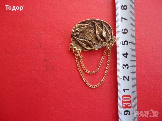 Невероятна позлатена немска брошка с камъни , снимка 2 - Други - 40083674