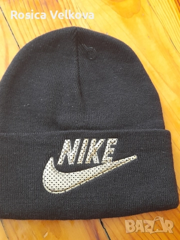 ЗИМНИ ШАПКИ Намаление , снимка 10 - Шапки - 52612812