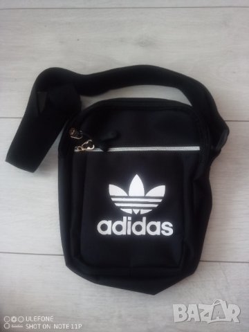 Мъжка чантичка за рамо Adidas с регулируема дръжка, снимка 1 - Чанти - 40639566
