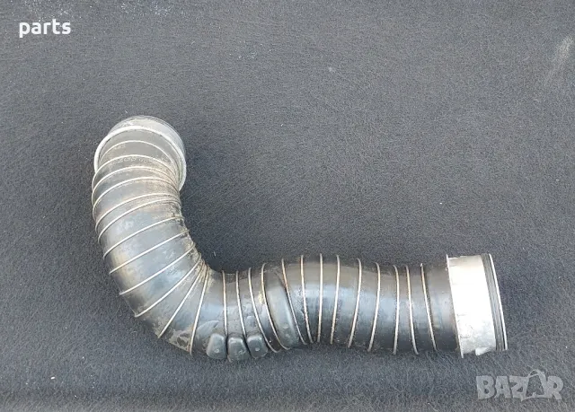 Маркуч Турбо Мерцедес C класа W203 , снимка 5 - Части - 49759030