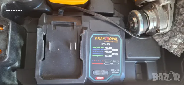 Ъглошлайф 36V 8ah, снимка 5 - Куфари с инструменти - 50149316