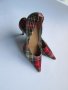 Обувки на висок ток шотландско каре н.40, снимка 1 - Дамски обувки на ток - 27015341