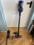 Вертикална прахосмукачка Dyson V8 sv25, снимка 2