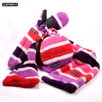 Зимен комплект ICEPEAK, снимка 1 - Шапки, шалове и ръкавици - 43240874