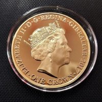 Позлатена монета 1 crown 2017 - The King was born, снимка 2 - Нумизматика и бонистика - 43015496