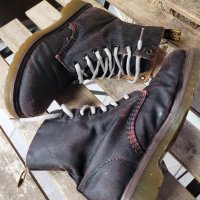 Dr.Martens  Page  кубинки със състарен ефект,бордо и черно, снимка 1 - Дамски боти - 36862032