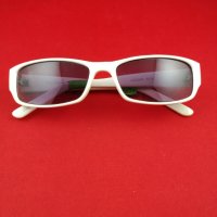 слънчеви очила Foster Grant, снимка 6 - Слънчеви и диоптрични очила - 11310980
