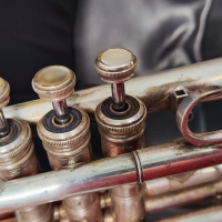 Hirsbrunner Sumiswald B-trompete - Б Тромпет с твърд куфар /Switzerland/, снимка 6 - Духови инструменти - 44860136