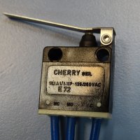 Краен изключвател CHERRY E72 ZF level microswitch, снимка 2 - Резервни части за машини - 38281931