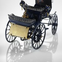 B66041416,умален модел die-cast Mercedes-Benz Daimler Motorkutsche (1886)1:18, снимка 2 - Колекции - 36947317