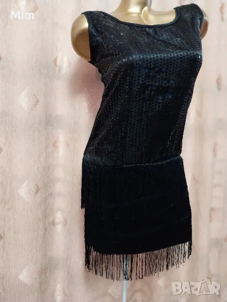S/M Черна,къса  рокля с пайети и ресни, снимка 1