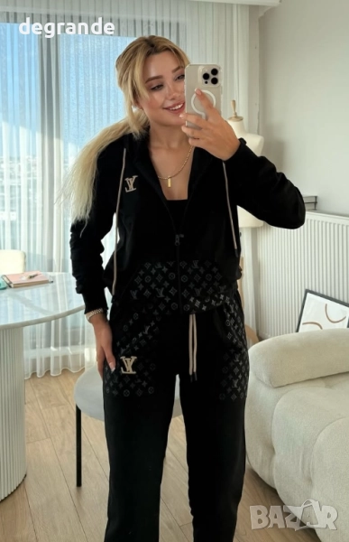 Черен Дамски спортен екип Louis Vuitton 2 части, снимка 1
