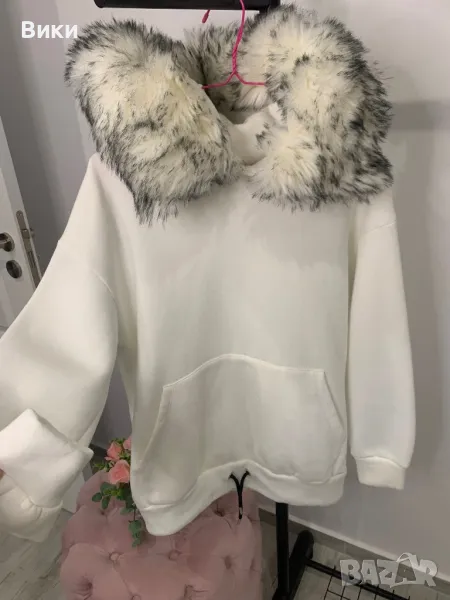 Горнище с пухена яка, снимка 1