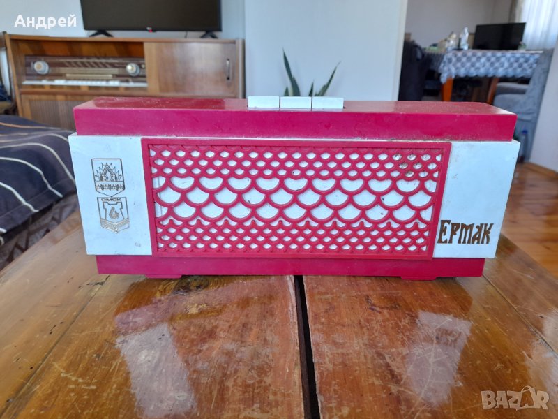 Старо радио,радиоприемник Ермак, снимка 1