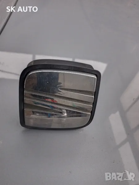 Seat Toledo 2006 външна дръжка за багажник , снимка 1