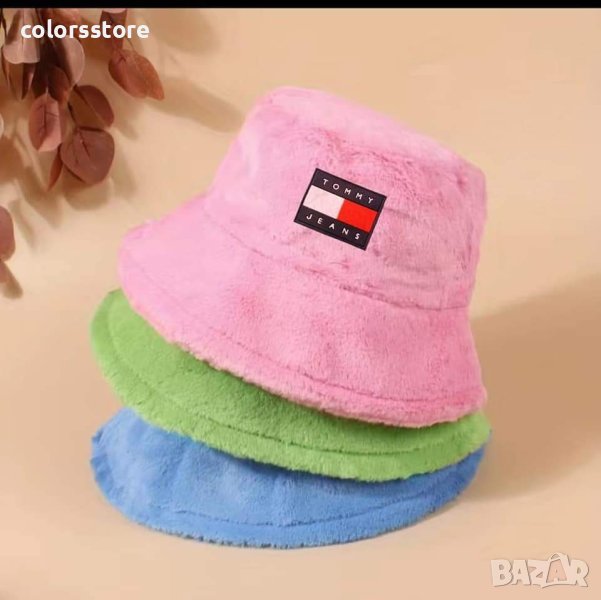 💯Tommy Hilfiger стилни дамски зимни шапки в шест цвята💯, снимка 1