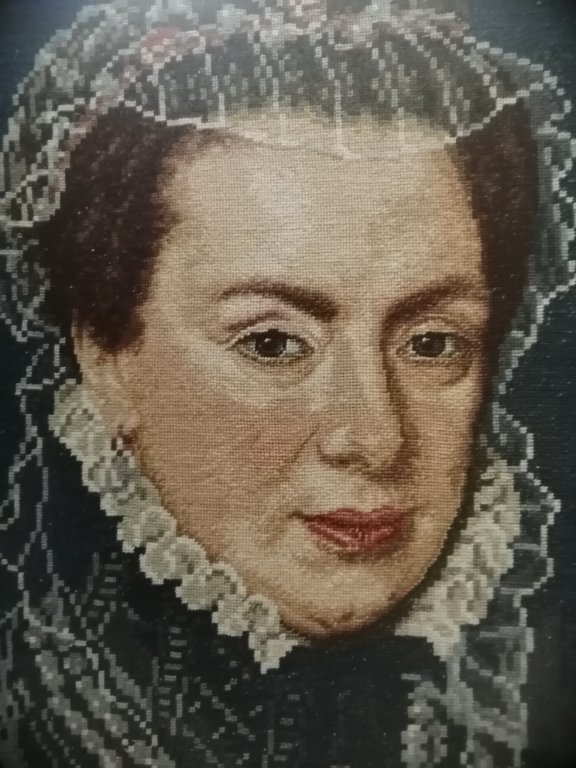 Ръчно ушит гоблен Портрет на дама, Стара картина в Гоблени в гр. Русе -  ID32504614 — Bazar.bg