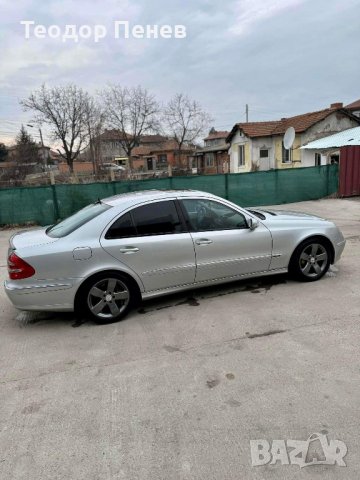 Mercedes E320, снимка 2 - Автомобили и джипове - 44099618