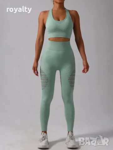 Дамски фитнес комплект Различни цветове , снимка 2 - Спортни екипи - 49198627