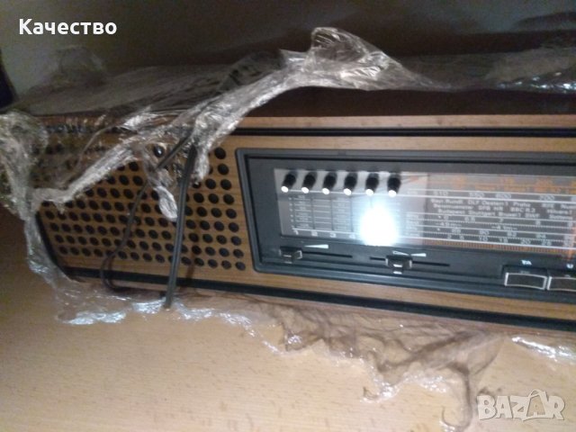Радио Grundig , снимка 2 - Аудиосистеми - 35561671