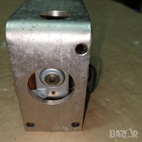 Ел двигател с реле 1, снимка 7 - Друга електроника - 43584994