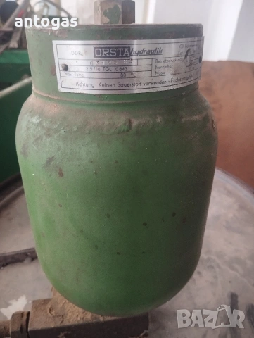 хидравличен акумулатор , снимка 4 - Други машини и части - 53597732