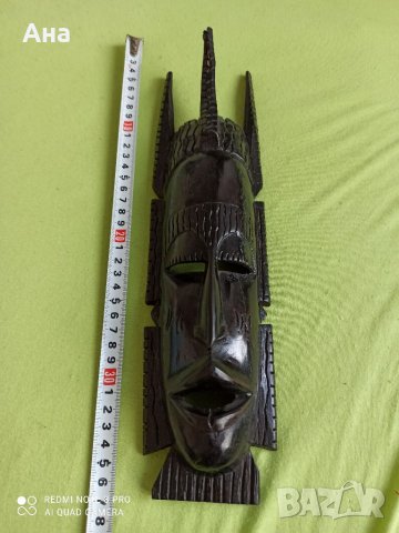 Изящна старинна африканска маска от абанос