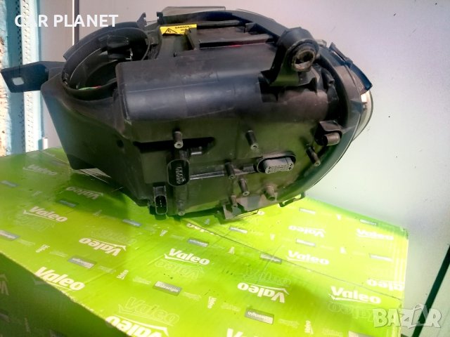 Фар Фарове за Мерцедес Р-класа В251 / Mercedes R-Class Minivan W251 Bi-Xenon AFS - завиващ. , снимка 10 - Части - 44052884