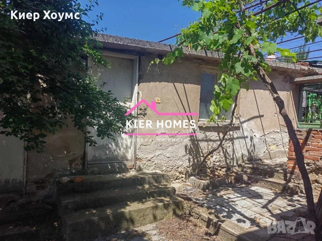 Двуетажна къща в село Крепост,общ.Димитровград, снимка 3 - Къщи - 52141623