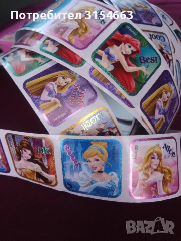 Ролка стикери Дисни принцеси, 200 броя , снимка 7 - Рисуване и оцветяване - 50565338