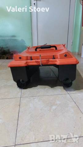 лодка за захранка , снимка 3 - Стръв и захранки - 53131783