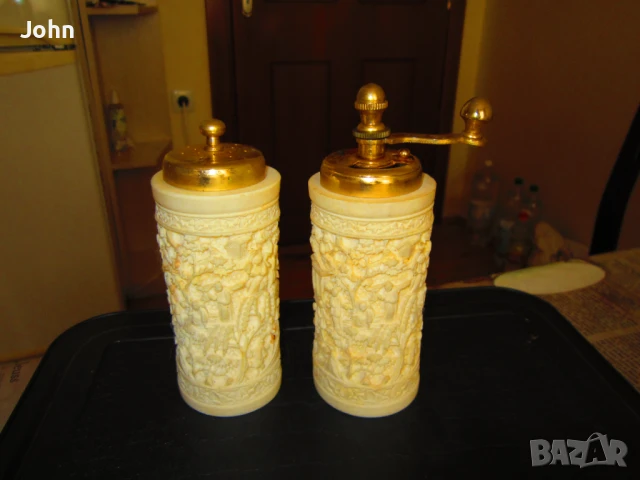 Луксозна Солница и Мелница за Черен Пипер Италия, снимка 10 - Аксесоари за кухня - 50566697