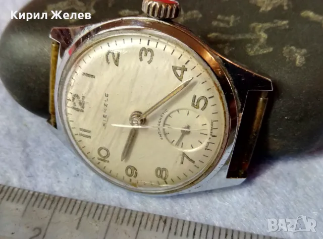 KIENZLE ANTIMAGNETIK MADE in GERMANY Стар РЯДЪК МОДЕЛ МЕХАНИЧЕН РЪЧЕН НЕМСКИ ЧАСОВНИК РАБОТЕЩ 49575, снимка 10 - Антикварни и старинни предмети - 48443990