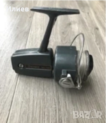  Vintage Daiwa No. 750 Fishing Reel