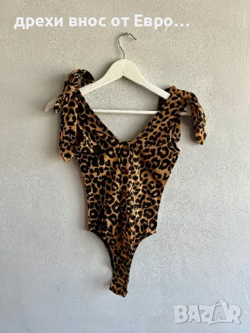 Pretty Little Thing XS леопардово боди 