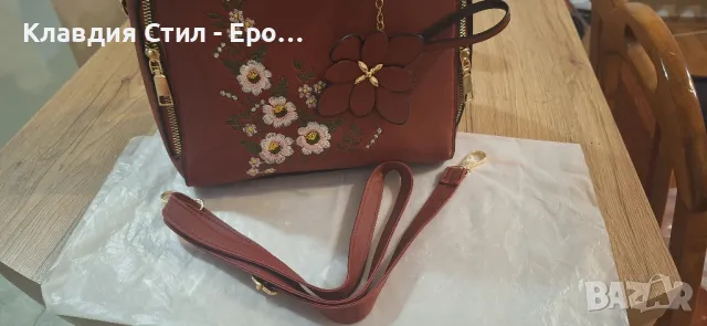 Нова красива дамска чанта, украсена с цветя, снимка 10 - Чанти - 48126700